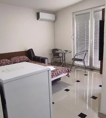 Apartment Alp